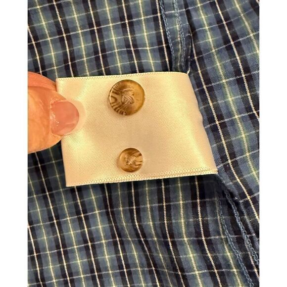 FishHippie Button Down Shirt Sz. M Solace Collection Genuine Waterside Originals - Picture 7 of 8